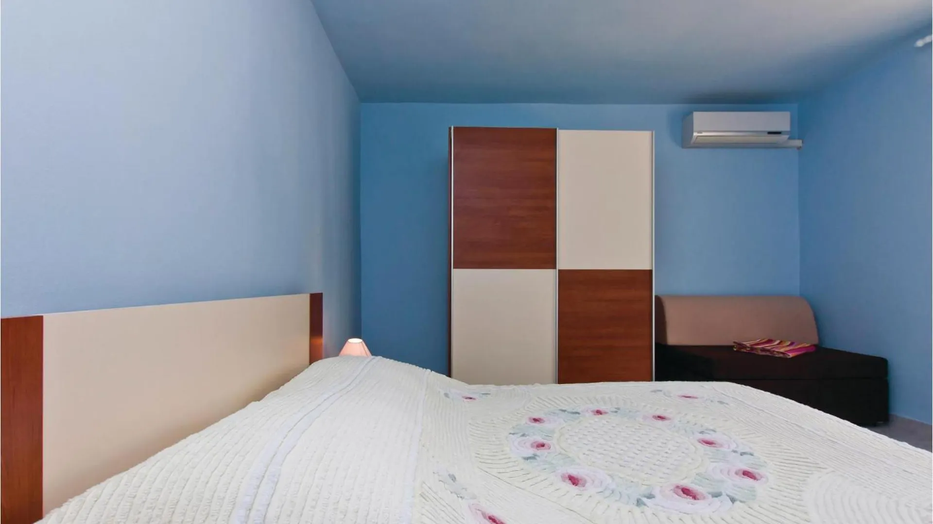 Beautiful Home In Pula With Wifi 0*,