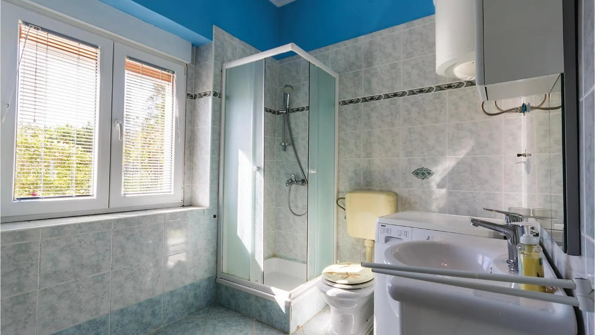 Beautiful Home In Pula With Wifi Holiday home