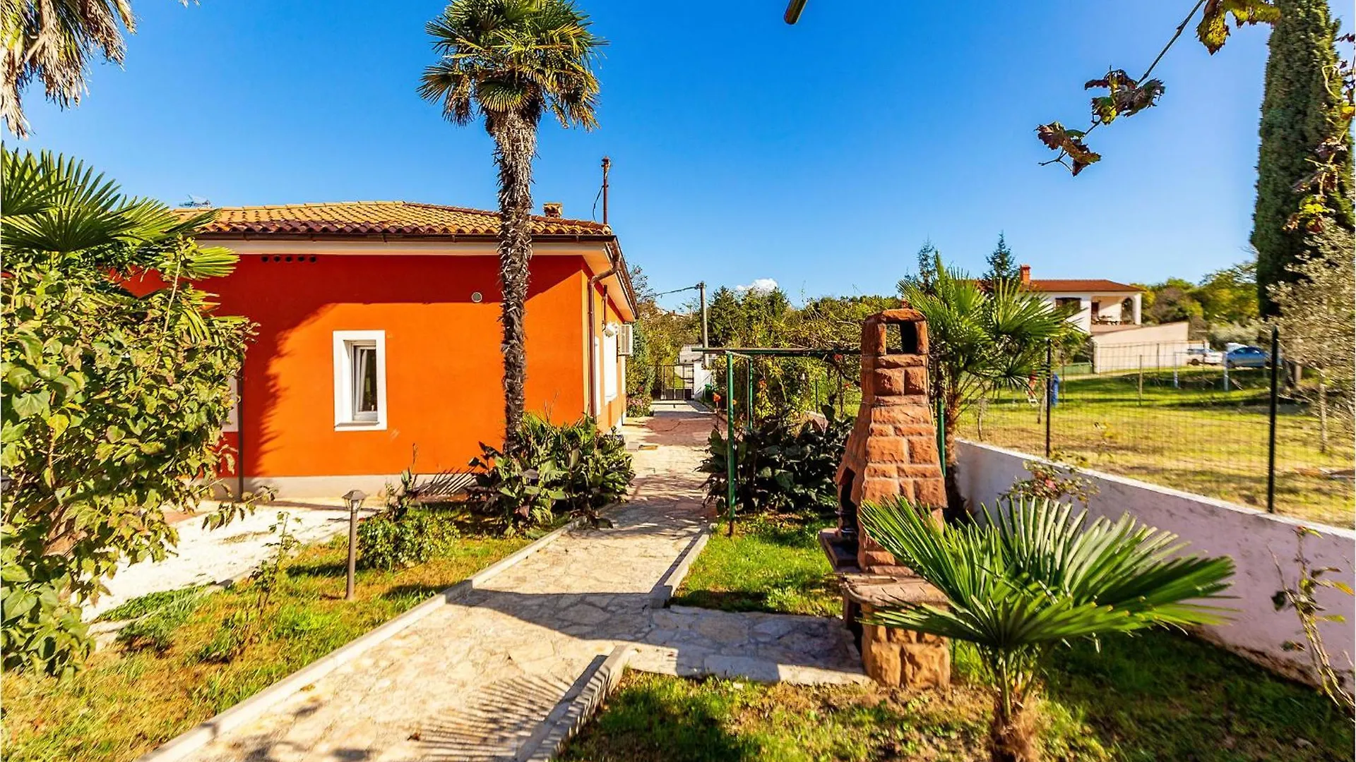 Beautiful Home In Pula With Wifi Holiday home